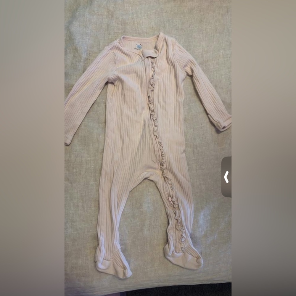 Cloud Island Blush Ruffle Footie